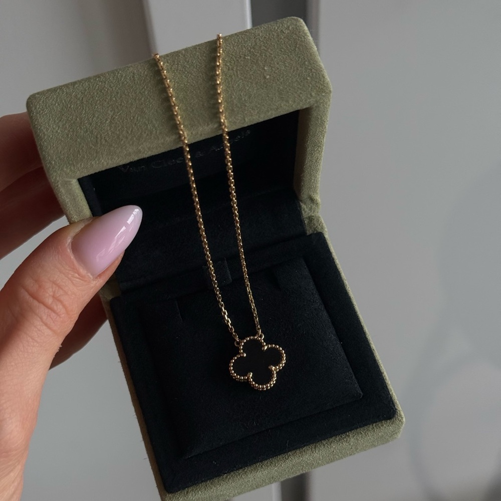 Van Cleef & Arpels Vintage Pendant